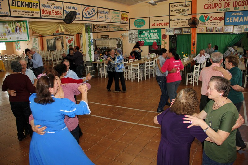 SECRETARIA PROMOVERÁ ENCONTROS PARA OS IDOSOS